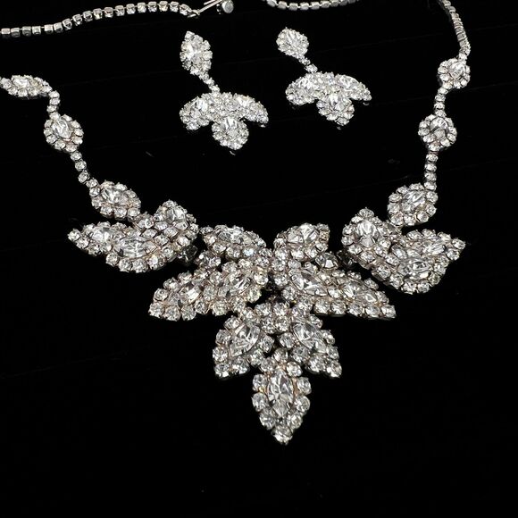 Rhinestone Costume Necklace | Leaf Style - Picture 2 of 5